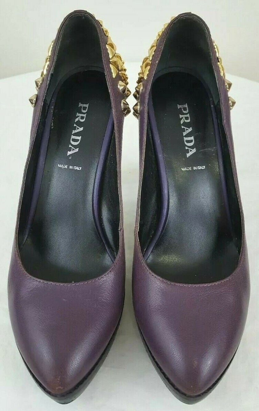Prada Womens Gold Studded / Spiked Purple Leather Stiletto Pumps Size 9 Euro 39